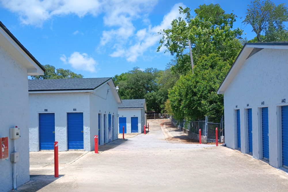 Self-storage units Pensacola Florida secure